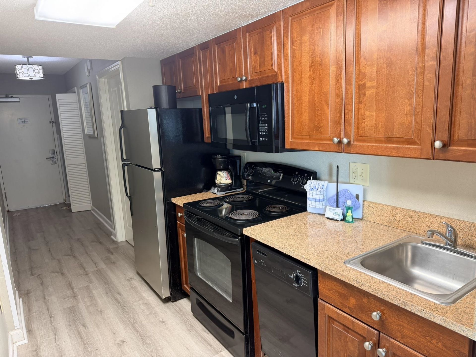 5200 N Ocean Blvd. Photo 4