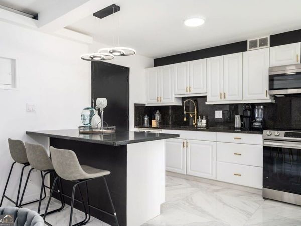 215 Piedmont Avenue NE, Unit 707, Atlanta, GA 30308