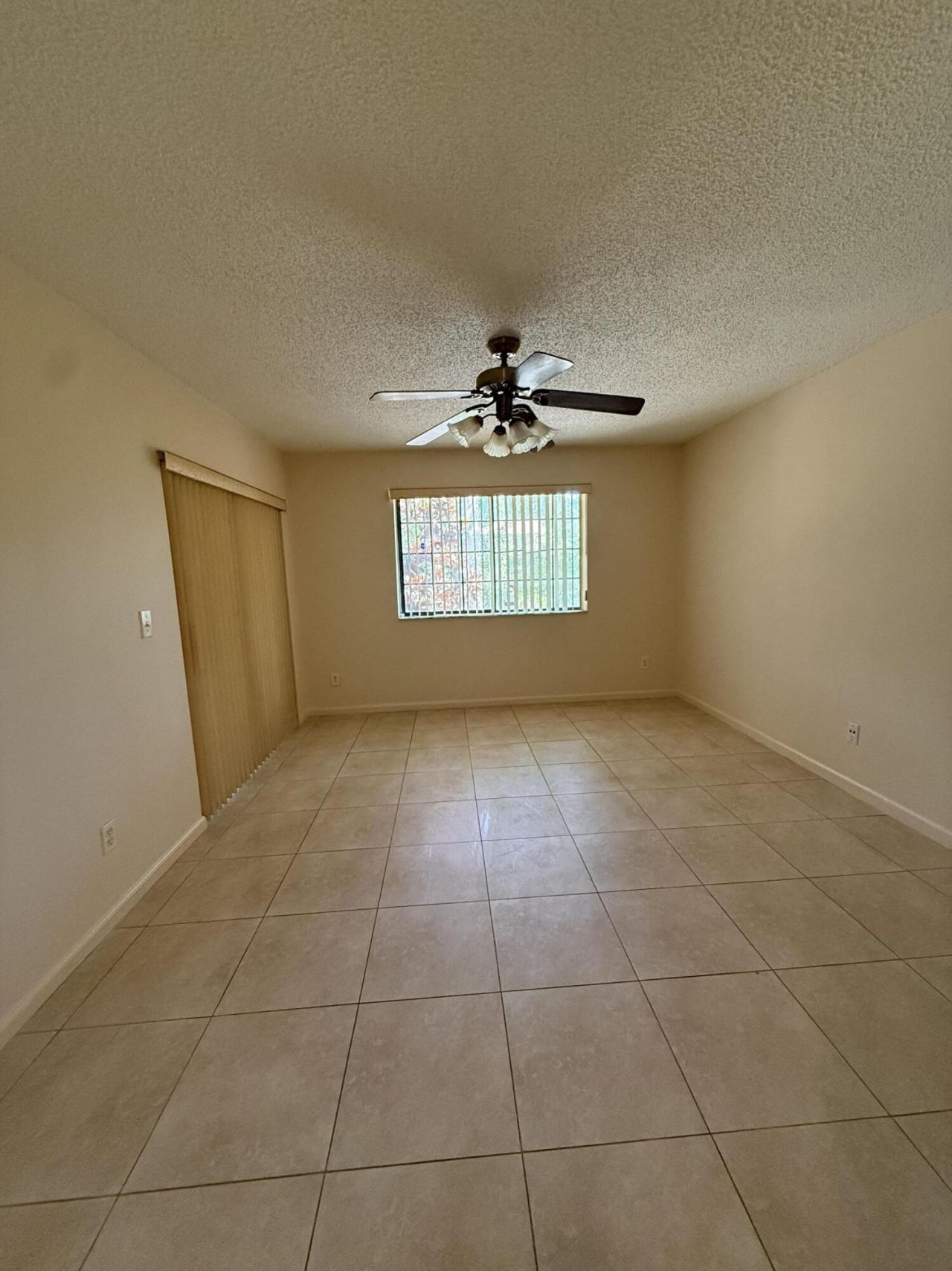 12028 Royal Palm Boulevard, Unit 3-F, Coral Springs, FL 33065 Photo