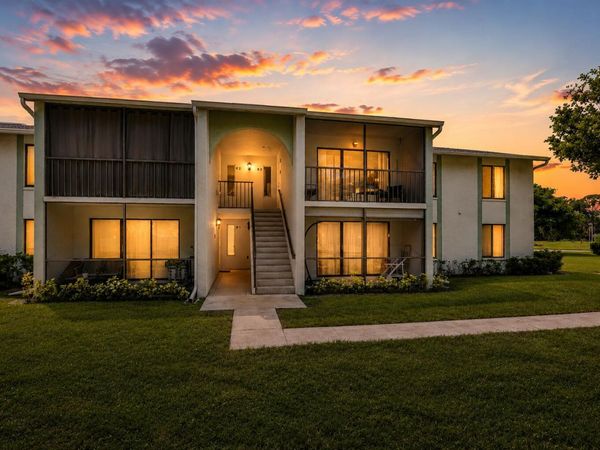 3744 Savoy Lane, Unit E2, West Palm Beach, FL 33417