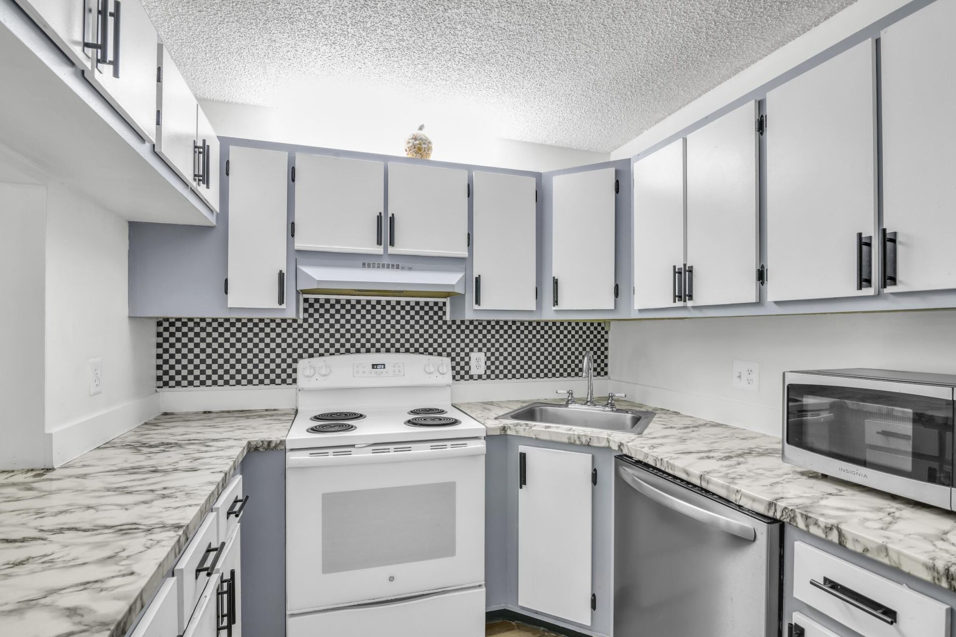 3744 Savoy Lane, Unit E2, West Palm Beach, FL 33417 Photo