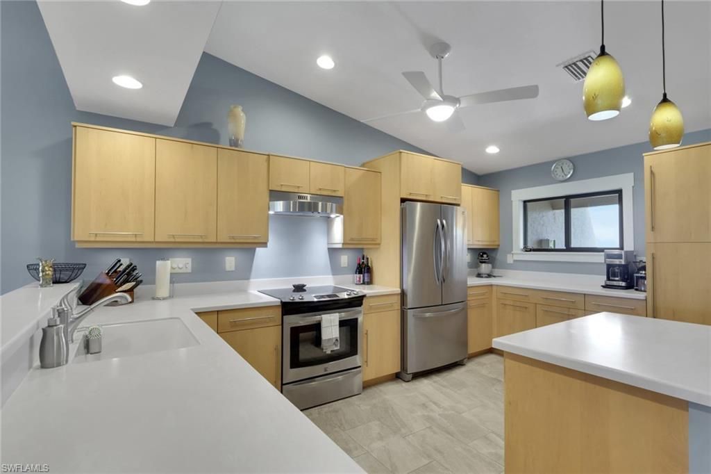 5376 Fox Hollow Dr, Unit 711, Naples, FL 34104 Photo