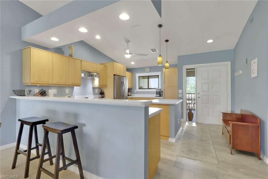 5376 Fox Hollow Dr, Unit 711, Naples, FL 34104 Photo