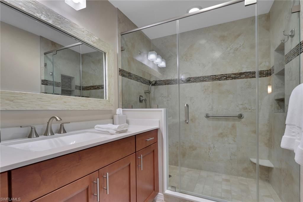 5376 Fox Hollow Dr, Unit 711, Naples, FL 34104 Photo