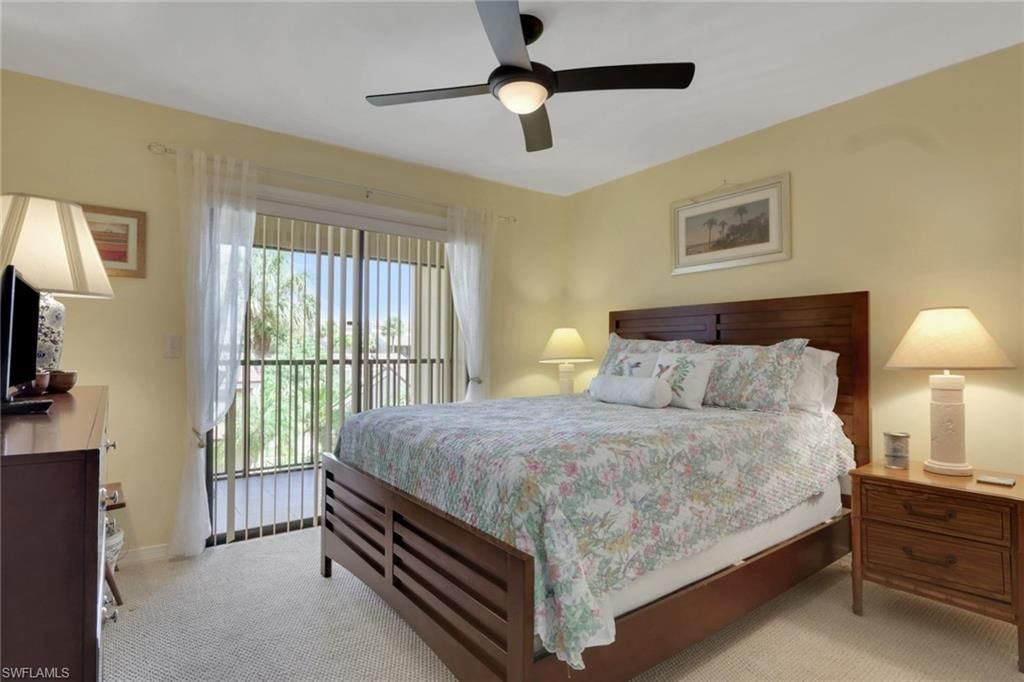 5376 Fox Hollow Dr, Unit 711, Naples, FL 34104 Photo