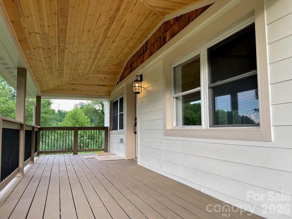 255 Dix Creek No 1 Road, Leicester, NC 28748