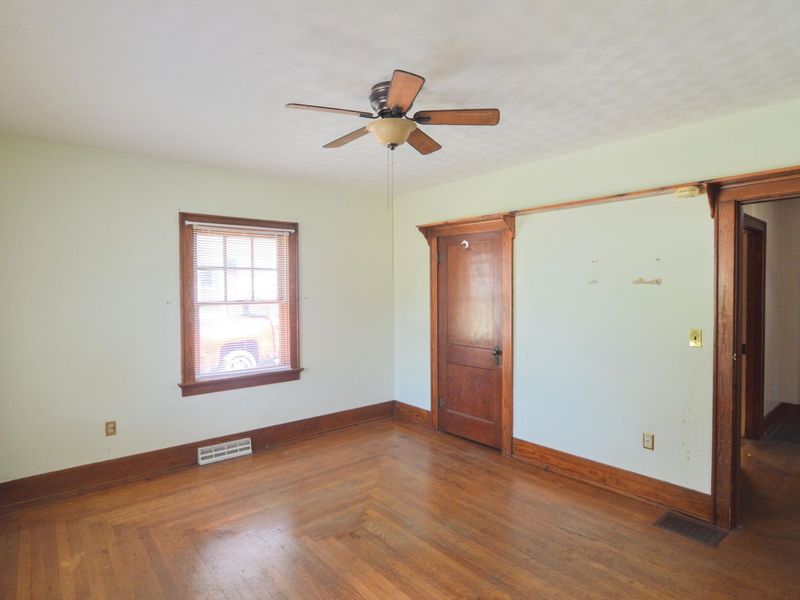 305 E 4th Street, Falmouth, KY 41040 Photo 19