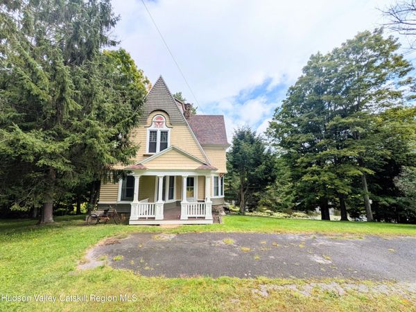 28647 State Route 23 , Stamford, NY 12167