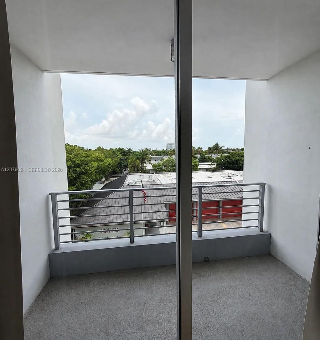 3339 Virginia St , Unit 320, Miami, FL 33133 Photo