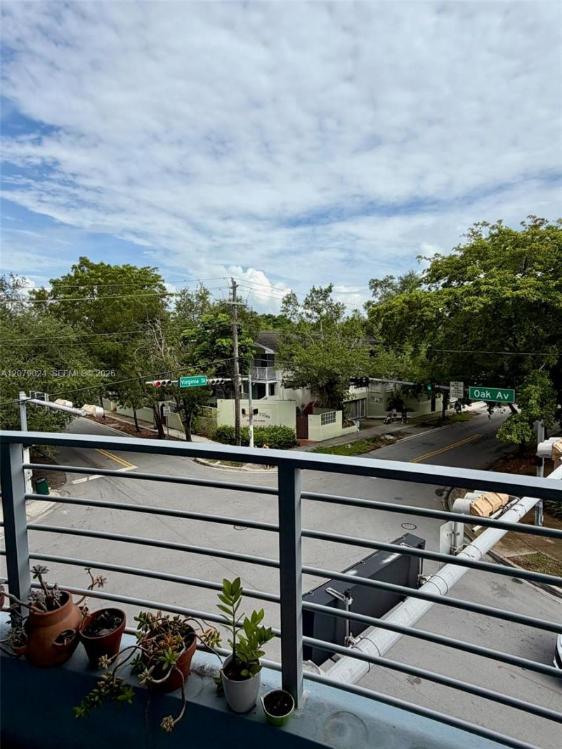 3339 Virginia St , Unit 320, Miami, FL 33133 Photo