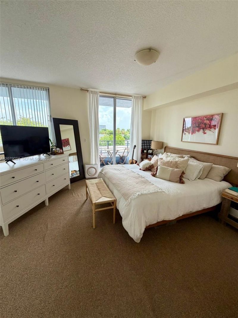 3339 Virginia St , Unit 320, Miami, FL 33133 Photo