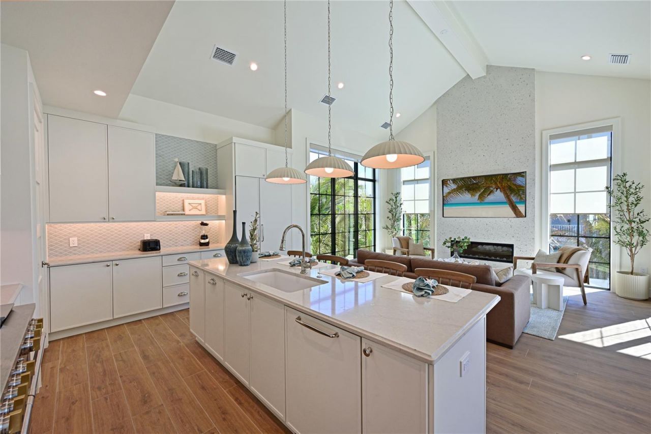 113 Palmetto Avenue, Anna Maria, FL 34216 Photo