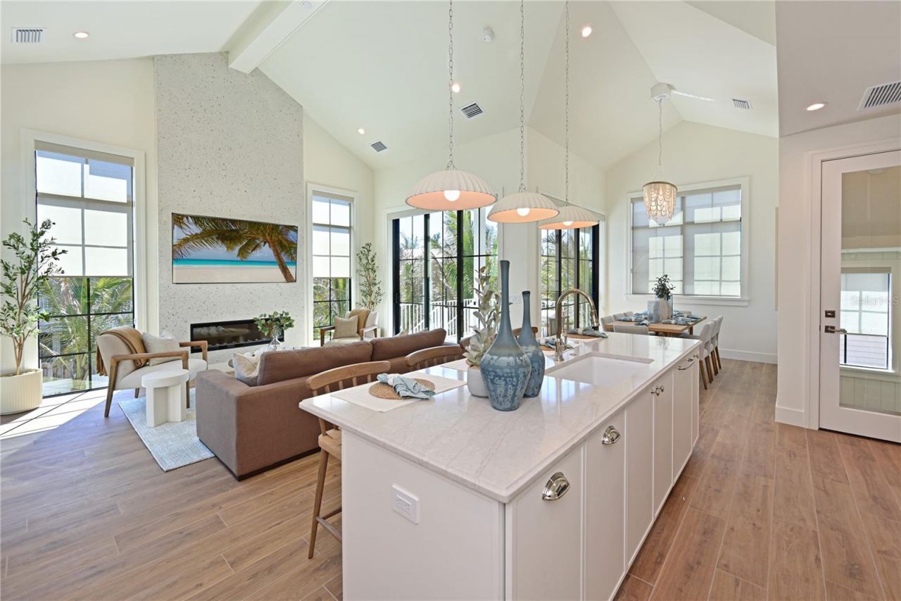 113 Palmetto Avenue, Anna Maria, FL 34216 Photo