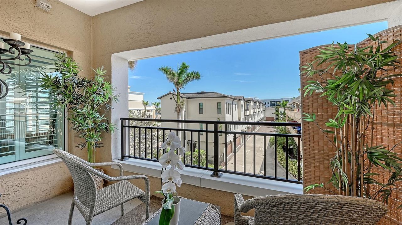750 N Tamiami Trail , Unit 304, Sarasota, FL 34236 Photo