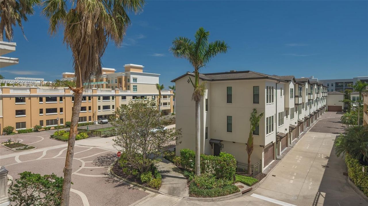 750 N Tamiami Trail , Unit 304, Sarasota, FL 34236 Photo