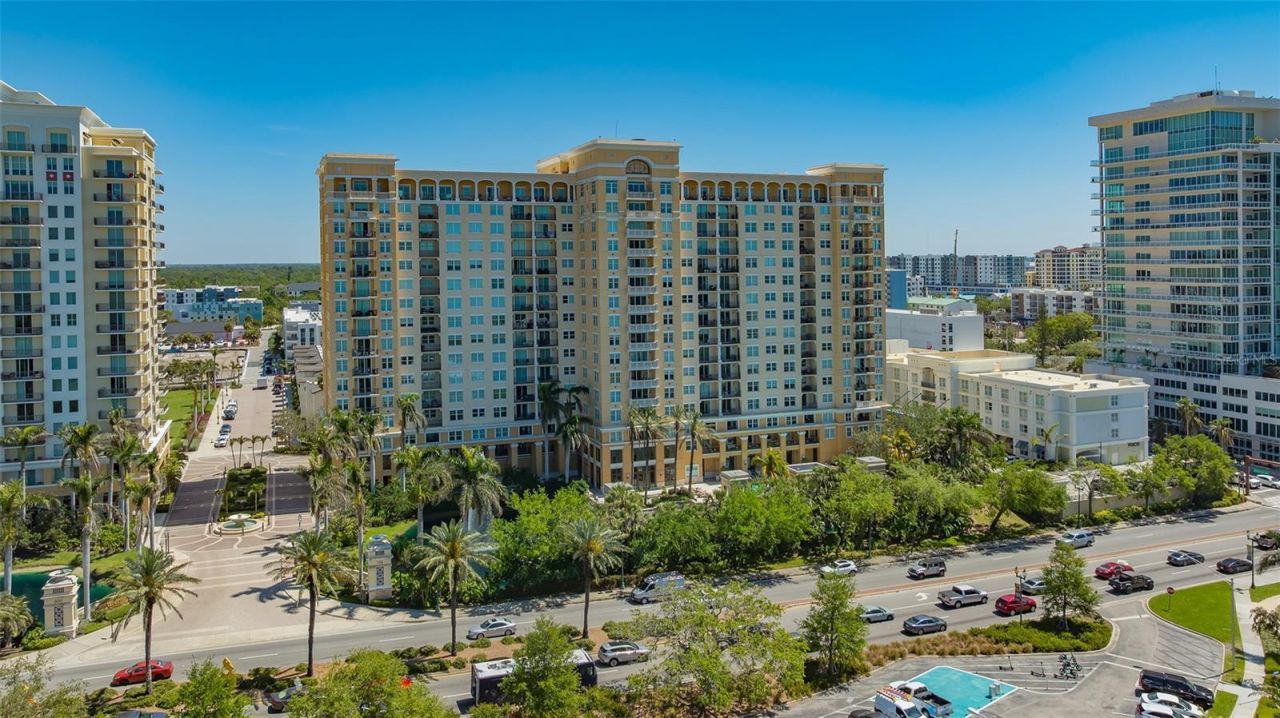 750 N Tamiami Trail , Unit 304, Sarasota, FL 34236 Photo