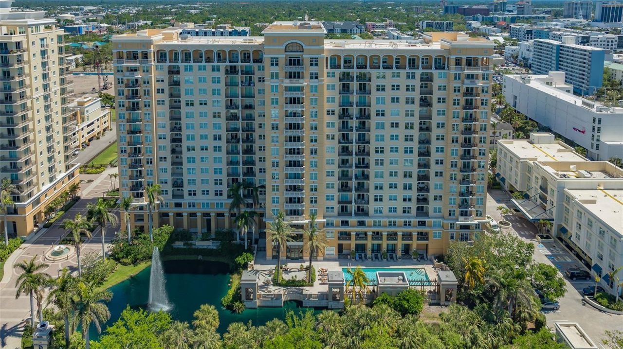 750 N Tamiami Trail , Unit 304, Sarasota, FL 34236 Photo