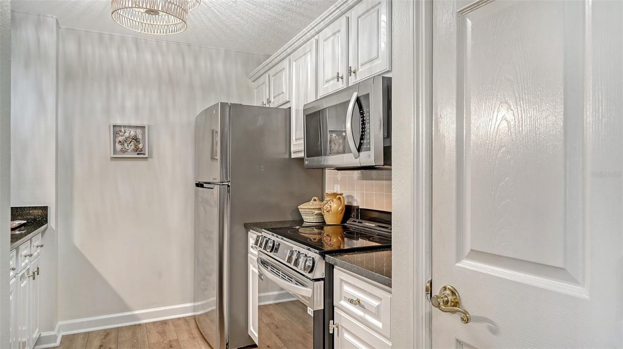 750 N Tamiami Trail , Unit 304, Sarasota, FL 34236 Photo