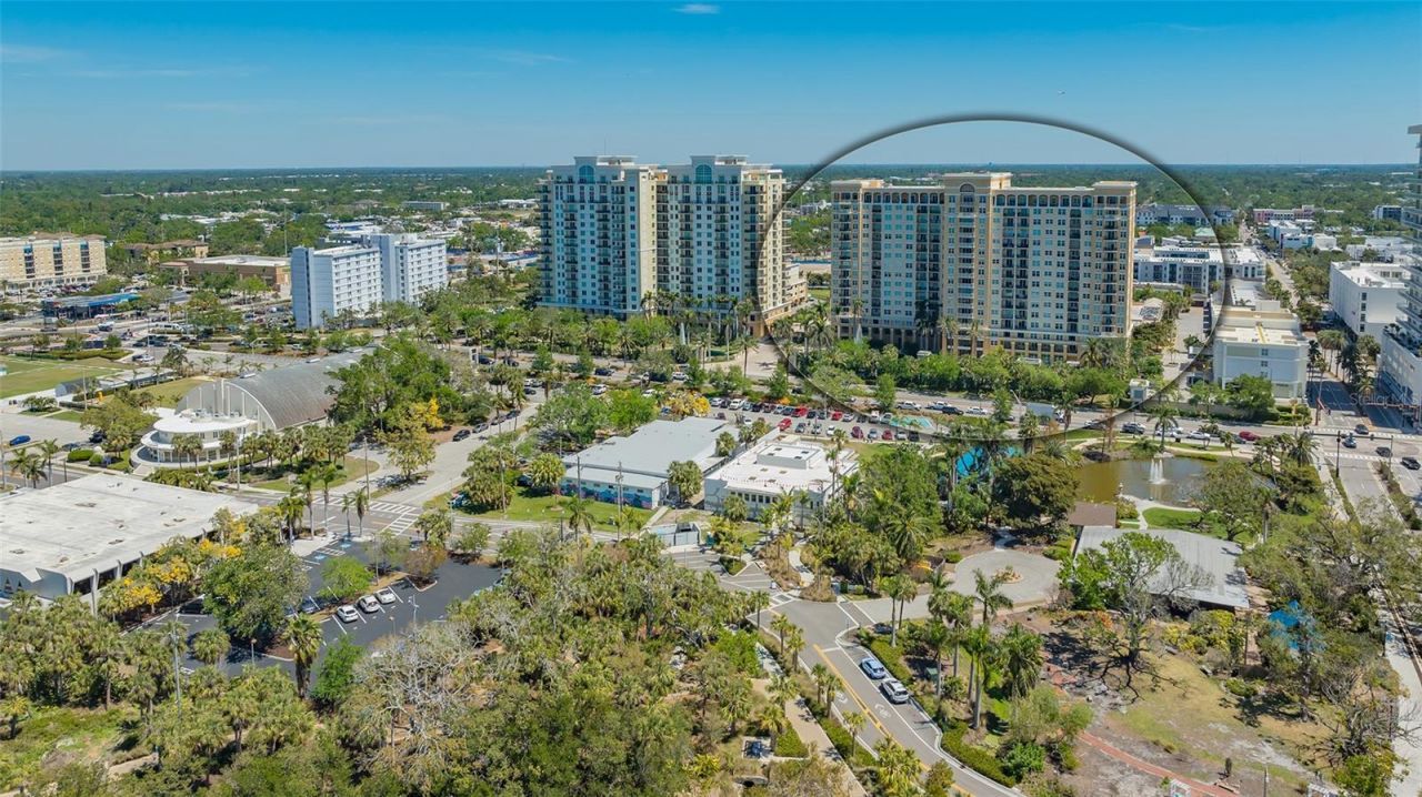 750 N Tamiami Trail , Unit 304, Sarasota, FL 34236 Photo