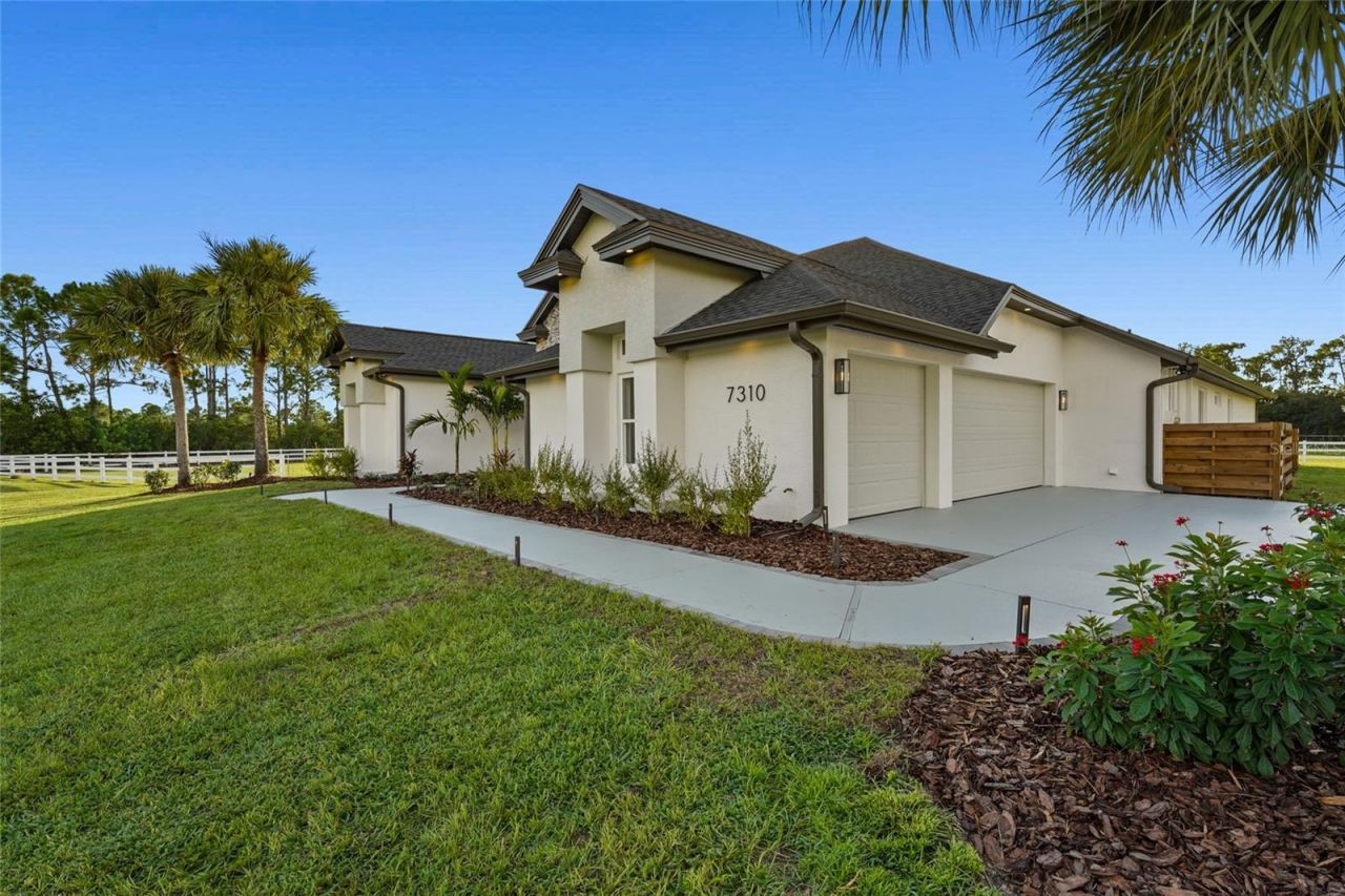 7310 201st Street E, Bradenton, FL 34202 Photo