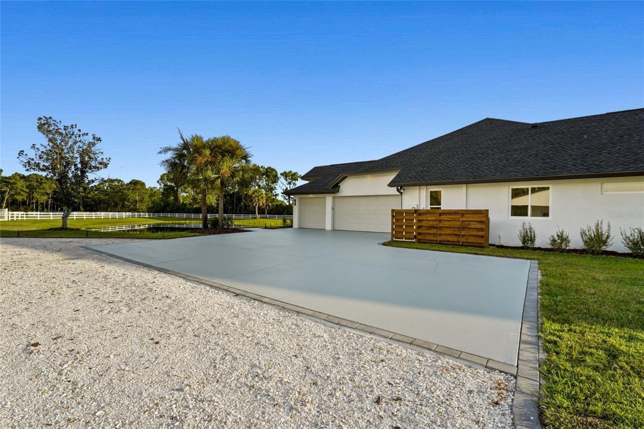 7310 201st Street E, Bradenton, FL 34202 Photo