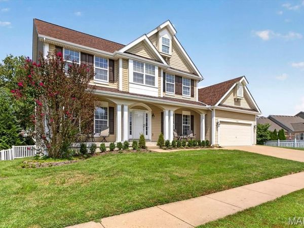 1487 Fenway Drive , Fenton, MO 63026