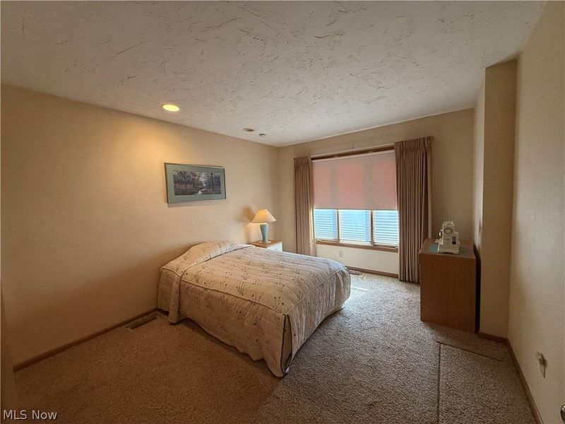 12272 Woodside Court, Unit F18, Strongsville, OH 44136 Photo 18