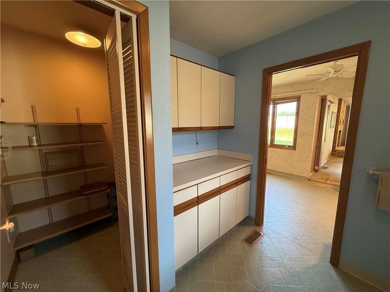 12272 Woodside Court, Unit F18, Strongsville, OH 44136 Photo 22