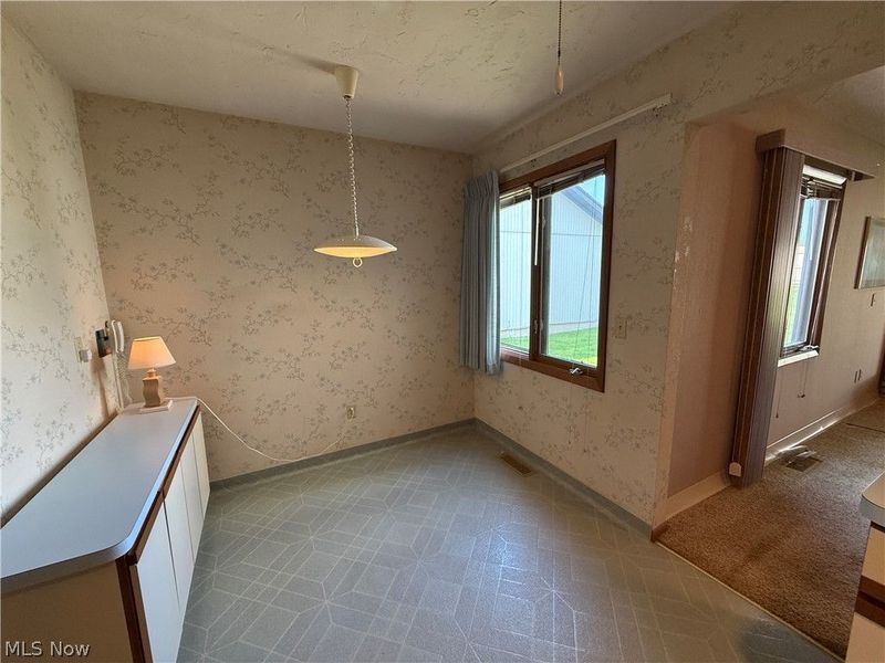 12272 Woodside Court, Unit F18, Strongsville, OH 44136 Photo 7