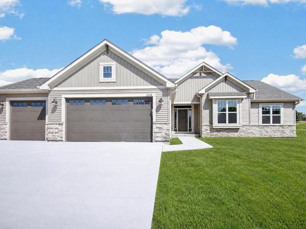 2132 River Glen WAY, Unit Lt5, Burlington, WI 53105