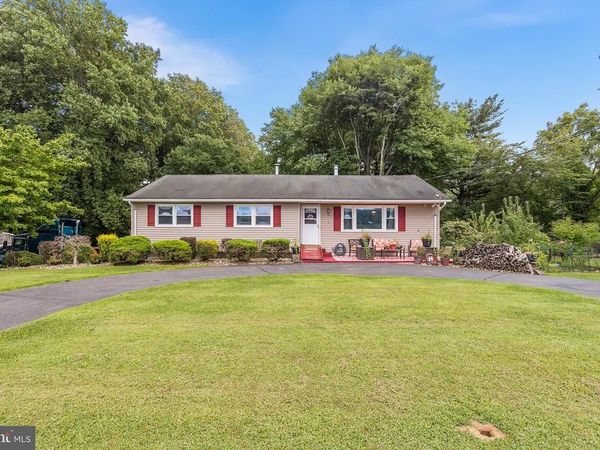 7 CHAMBERS ROAD, MILLSTONE TOWNSHIP, NJ 08510