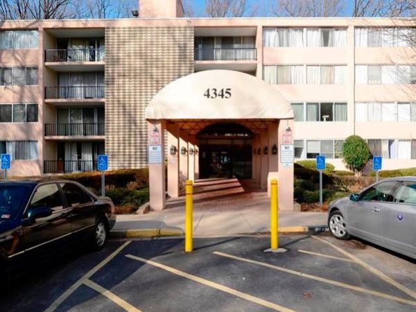 4345 IVYMOUNT COURT, Unit 42, ANNANDALE, VA 22003