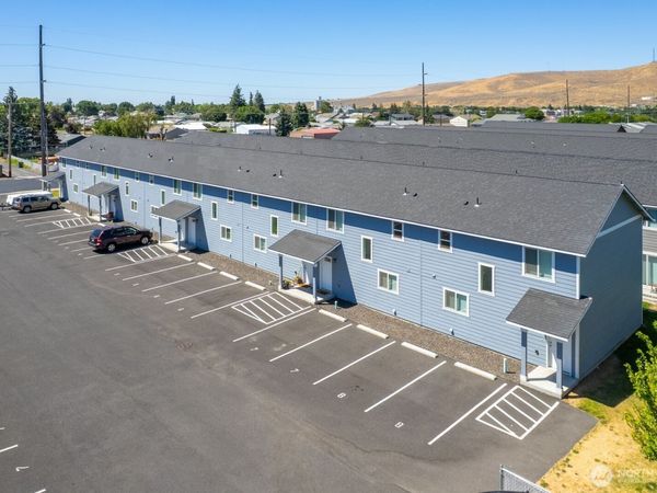 713 3rd Ave NE, Ephrata, WA 98823