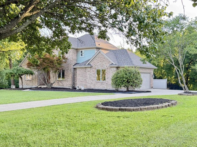 5569 Regal Ridge Drive, Burlington, KY 41005 Photo 3