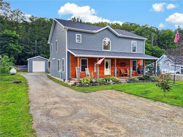4008 Dutton Road , Silver Springs, NY 14550