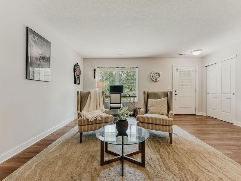 5992 Woodshire Drive, Unit 102, Westerville, OH 43081 Photo 5