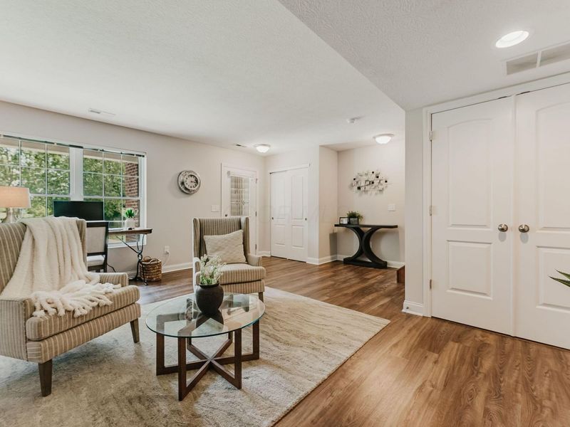 5992 Woodshire Drive, Unit 102, Westerville, OH 43081 Photo 6