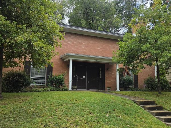 1125 Manship Street, Jackson, MS 39202