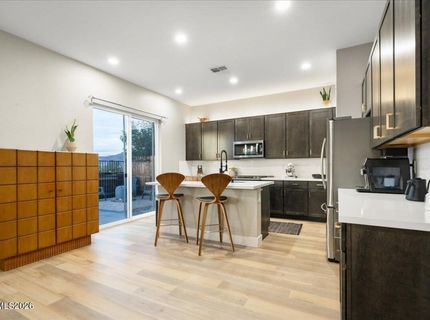 2833 Thistle Pine Court, Reno, NV 89521 Photo