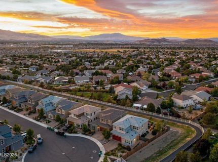 2833 Thistle Pine Court, Reno, NV 89521 Photo