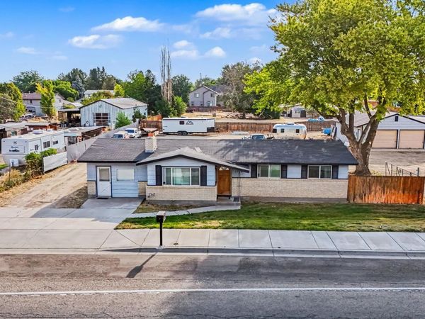 2944 S Cloverdale Rd., Boise, ID 83709