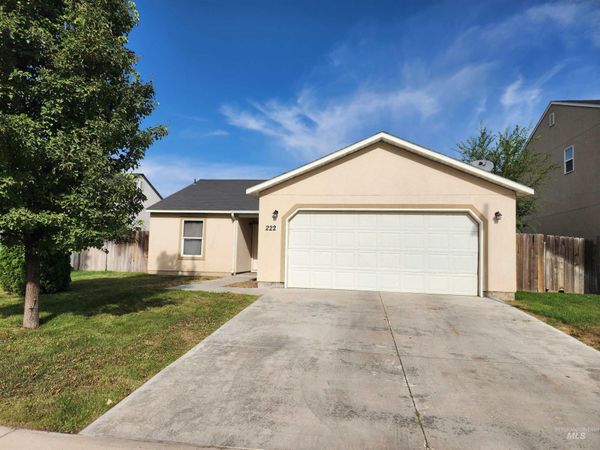 222 Middlepark Way, Caldwell, ID 83605