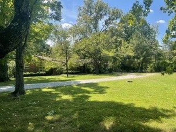 1123 Glendale Ln , Nashville, TN 37204