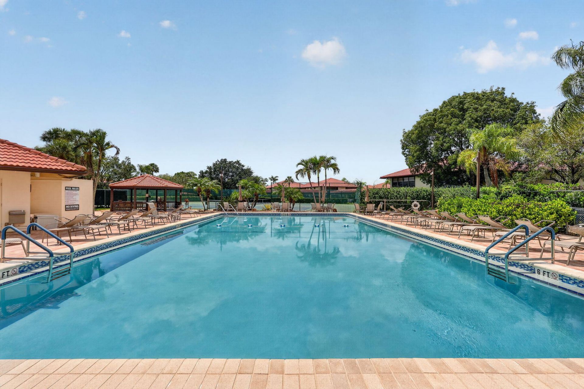 360 SW South River Drive, Unit 205, Stuart, FL 34997 Photo