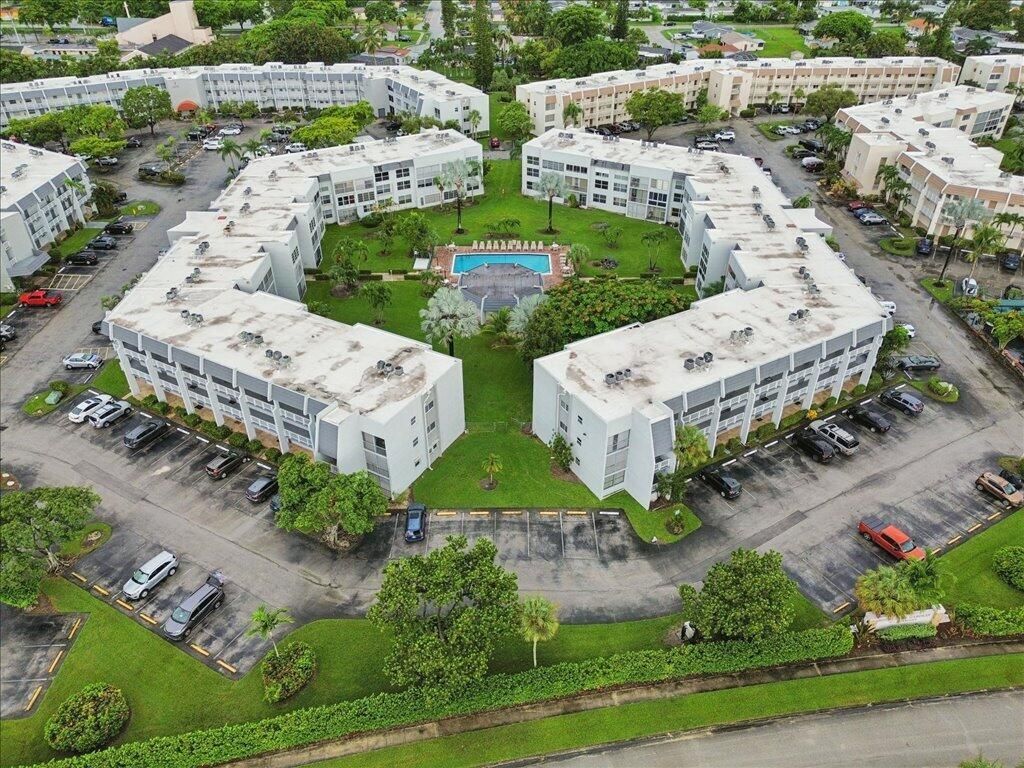 6600 Royal Palm Boulevard, Unit 215B, Margate, FL 33063 Photo