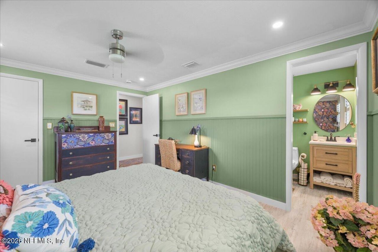 209 River Drive, East Palatka, FL 32131 Photo