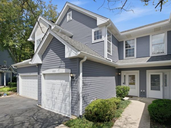 209 Oxford Court , Oswego, IL 60543