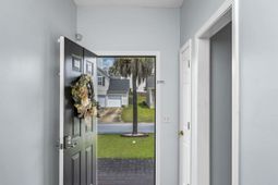 301 Lockleven Drive  photo 4