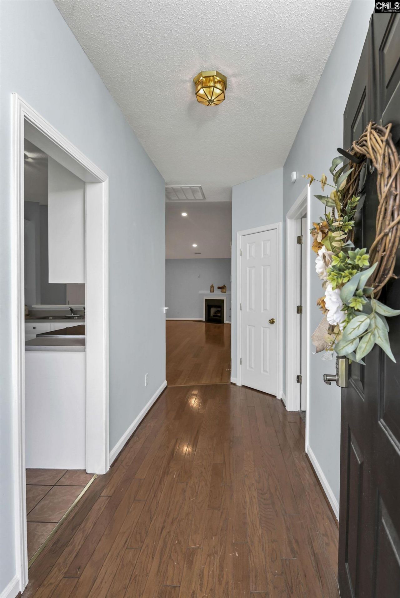 301 Lockleven Drive  Photo 4