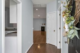 301 Lockleven Drive  photo 4